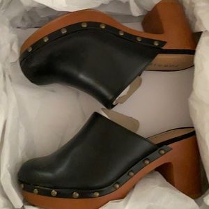 Black Clogs WW 6